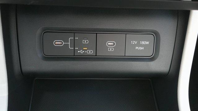 new 2025 Hyundai TUCSON Hybrid car, priced at $37,638
