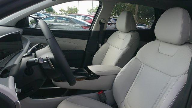 new 2025 Hyundai TUCSON Hybrid car, priced at $37,638