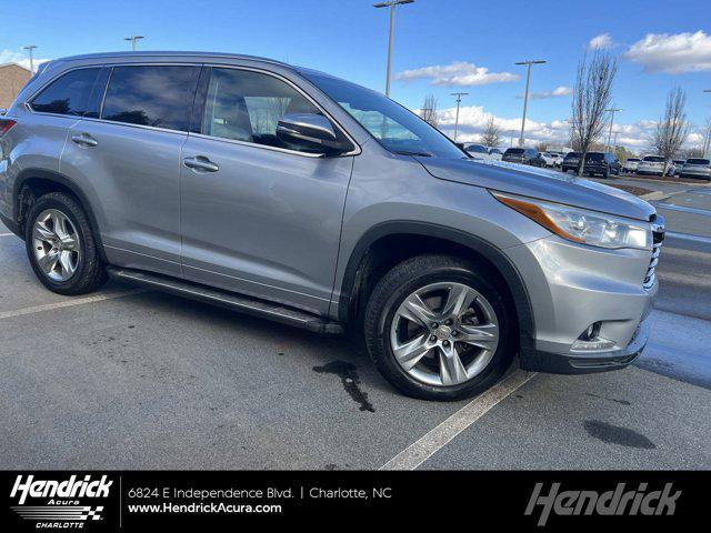 used 2015 Toyota Highlander car, priced at $22,674