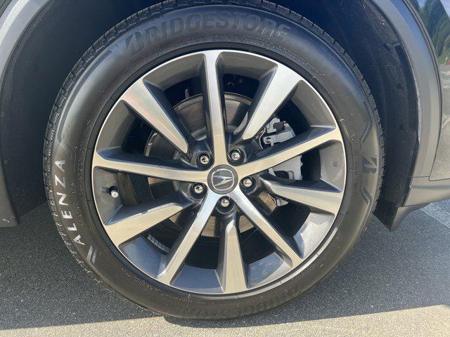 used 2025 Acura MDX car, priced at $50,884