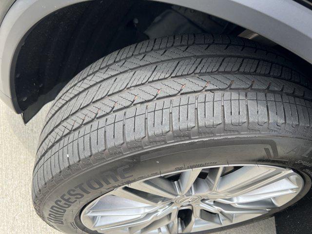 used 2023 Acura MDX car, priced at $51,943