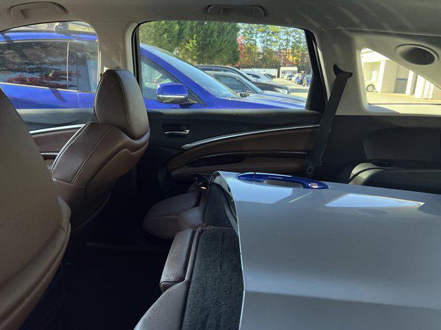 used 2018 Acura MDX car, priced at $22,813