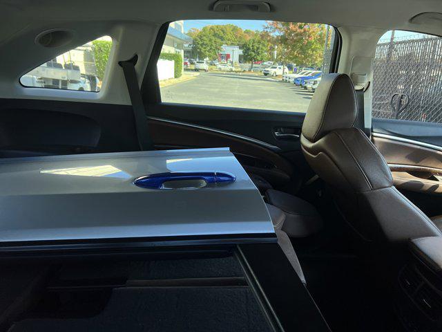 used 2018 Acura MDX car, priced at $22,813