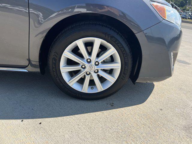 used 2013 Toyota Camry Hybrid car, priced at $17,996