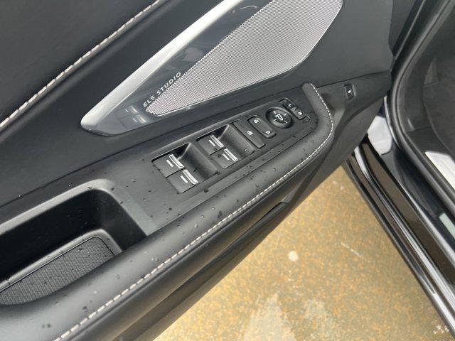 used 2022 Acura RDX car, priced at $37,351