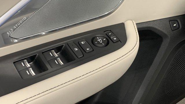 new 2025 Acura RDX car, priced at $49,250