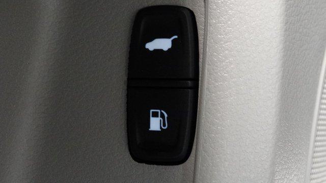 used 2019 Acura MDX car, priced at $27,398