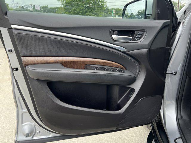 used 2020 Acura MDX car, priced at $32,957