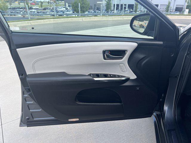 used 2018 Toyota Avalon car, priced at $15,887