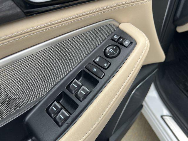 used 2023 Acura MDX car, priced at $51,708