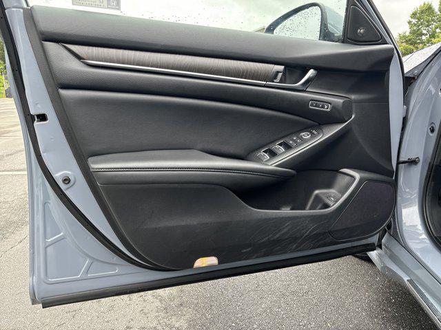 used 2021 Honda Accord Hybrid car, priced at $27,974