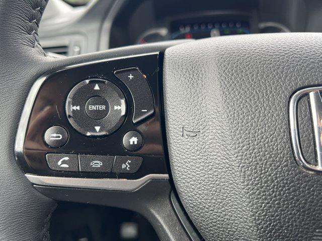 used 2022 Honda Pilot car, priced at $33,998