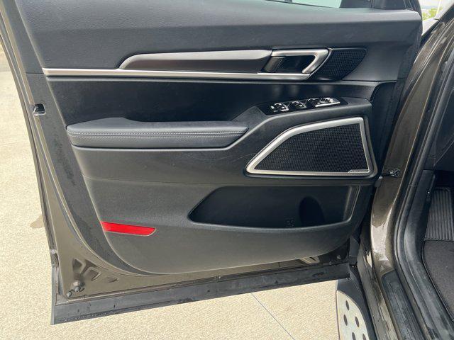 used 2023 Kia Telluride car, priced at $32,886
