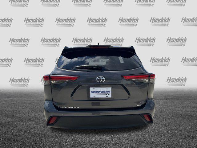 used 2022 Toyota Highlander car, priced at $35,887
