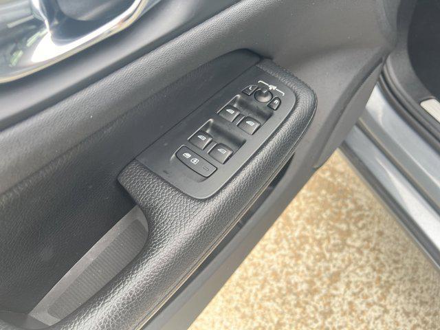 used 2020 Volvo V60 car, priced at $25,963