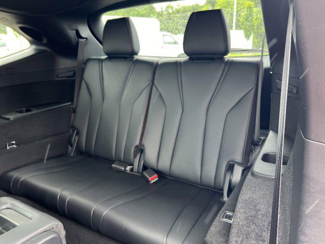 used 2022 Acura MDX car, priced at $45,567