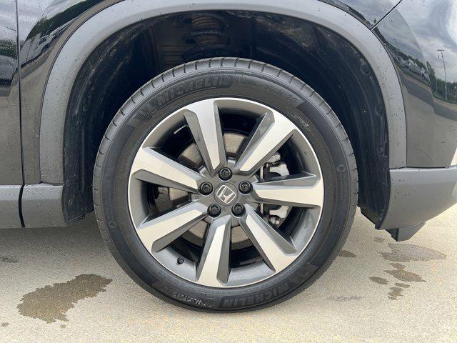 used 2024 Honda Pilot car, priced at $43,980