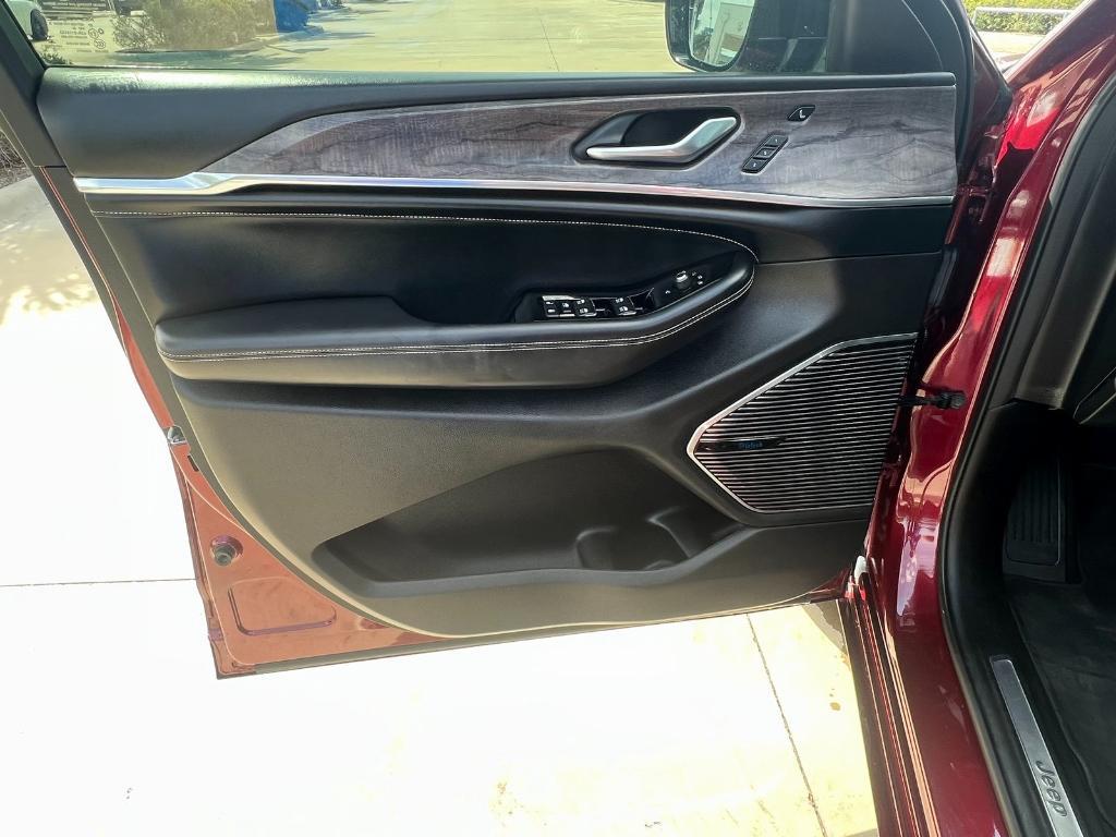 used 2022 Jeep Grand Cherokee L car, priced at $33,995