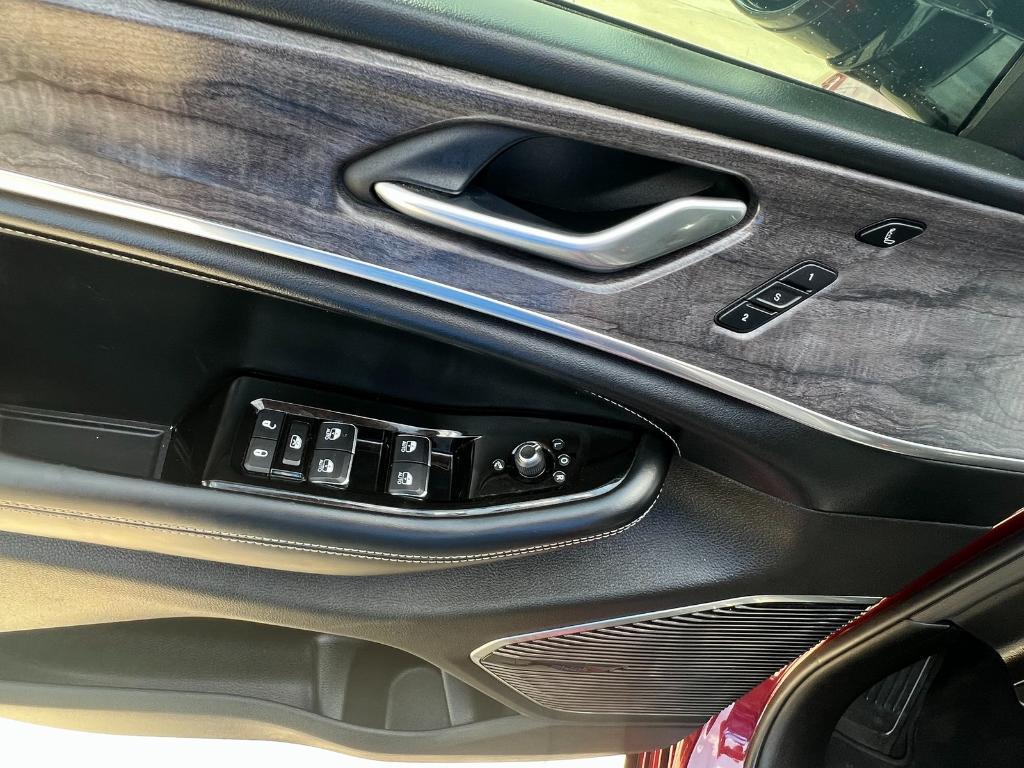 used 2022 Jeep Grand Cherokee L car, priced at $33,995