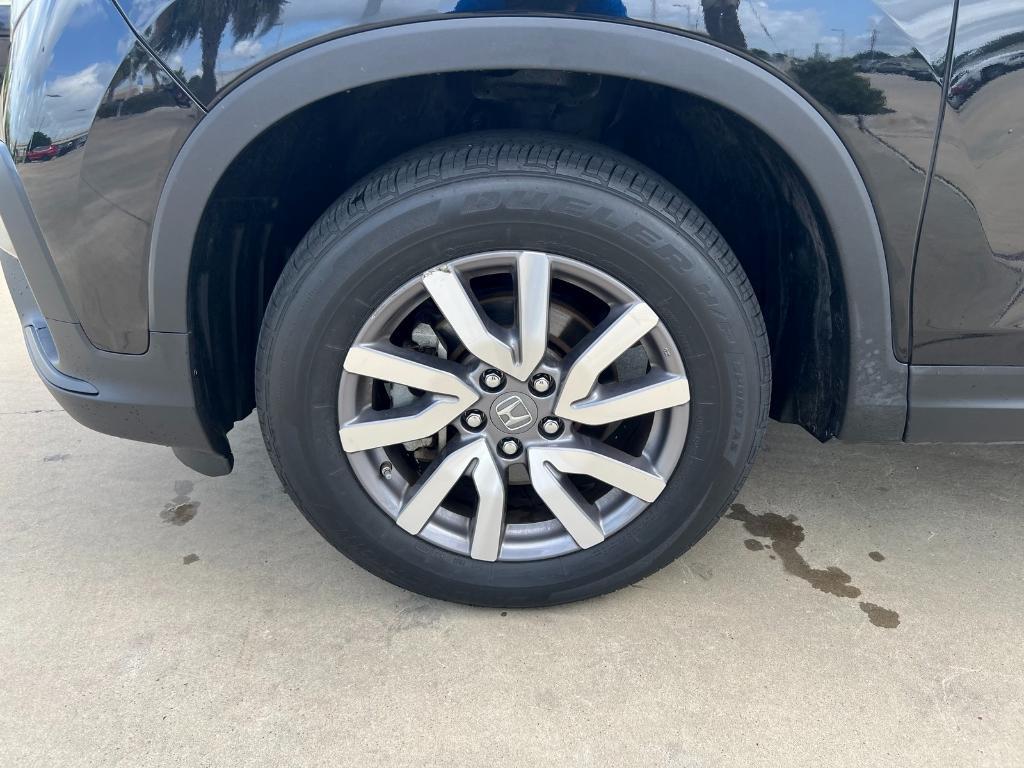 used 2021 Honda Pilot car, priced at $29,995