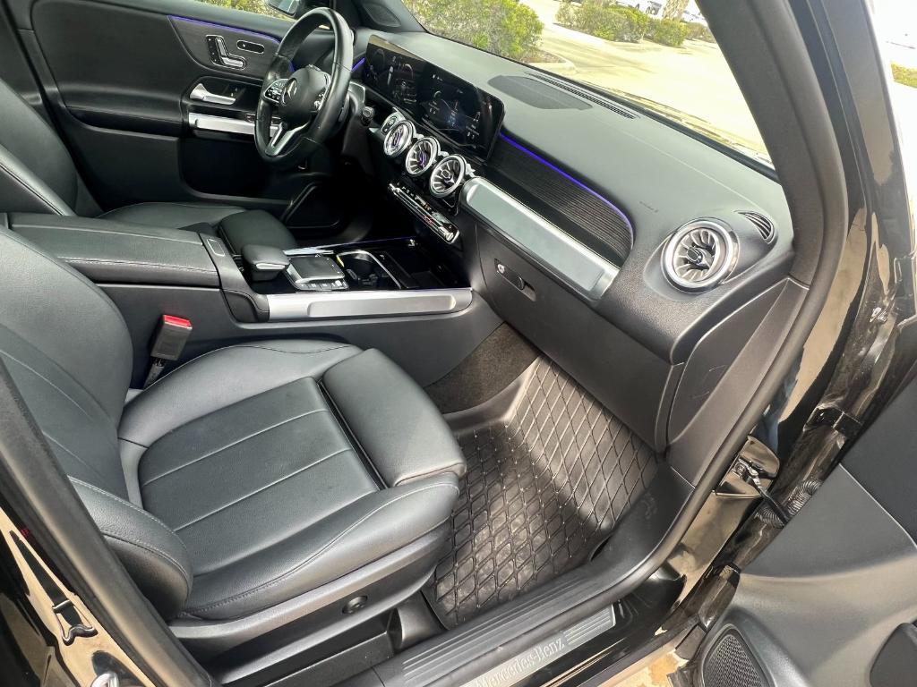 used 2023 Mercedes-Benz GLB 250 car, priced at $36,195