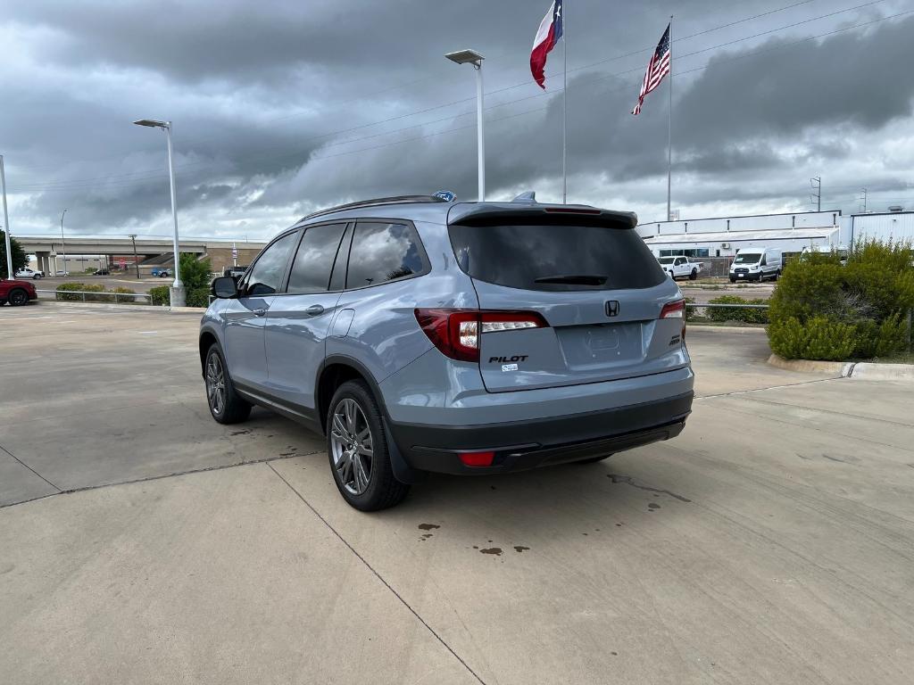 used 2022 Honda Pilot car, priced at $28,995