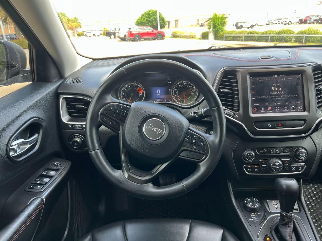 used 2019 Jeep Cherokee car, priced at $23,852