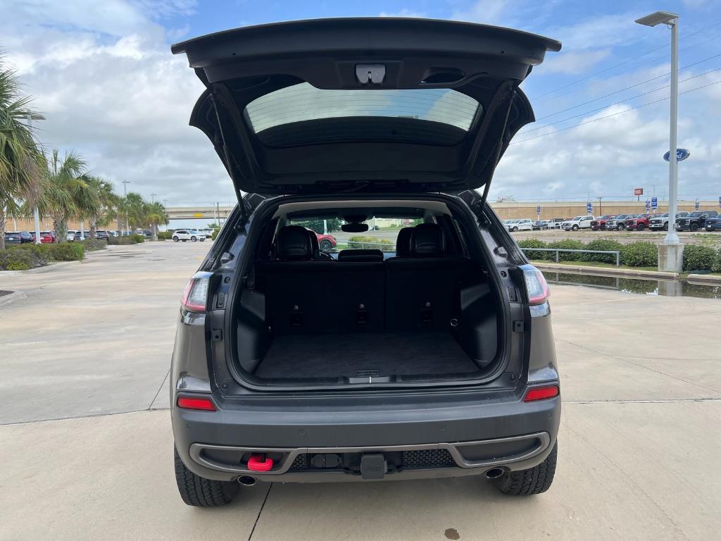used 2019 Jeep Cherokee car, priced at $23,852