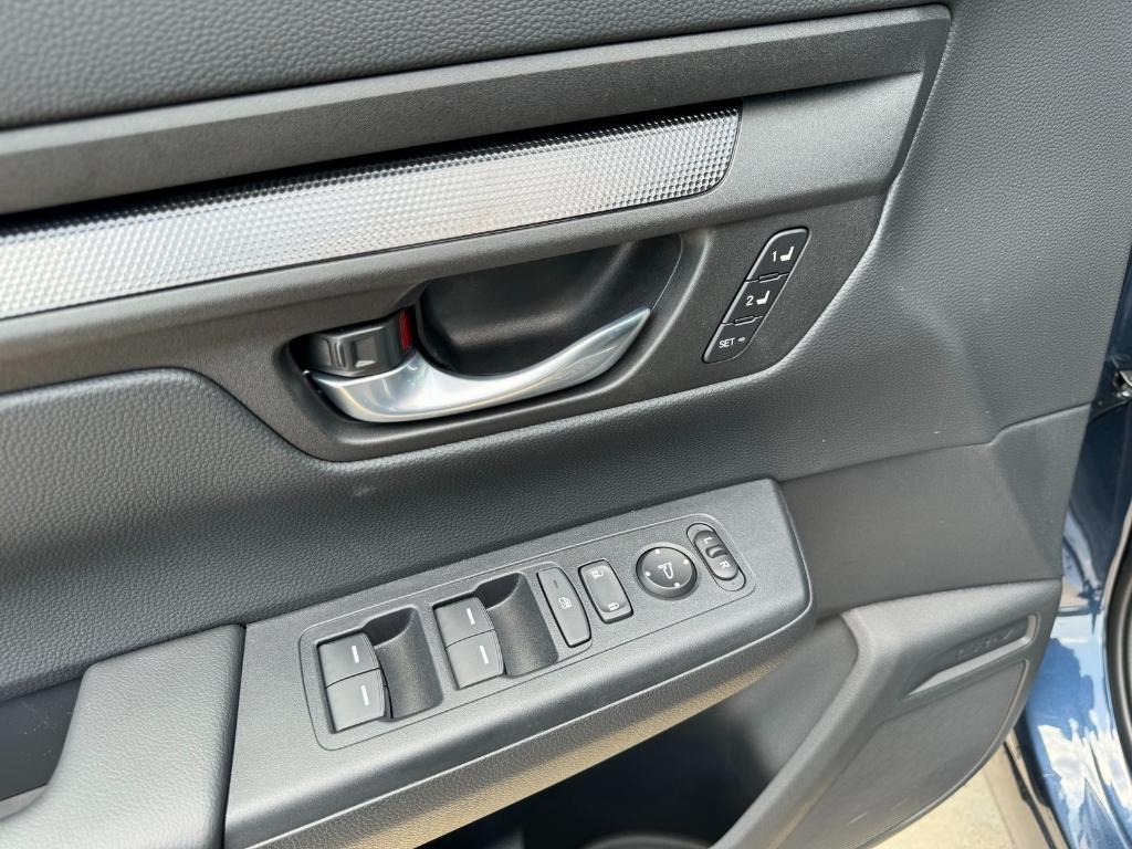 new 2025 Honda CR-V Hybrid car