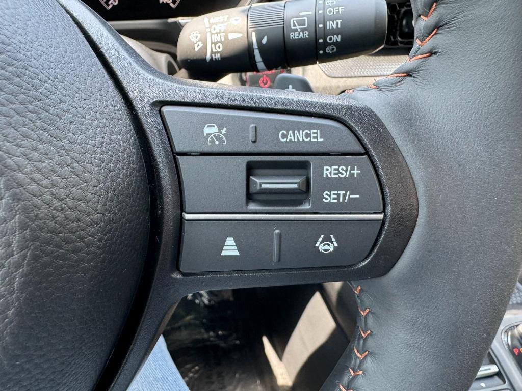 new 2025 Honda CR-V Hybrid car