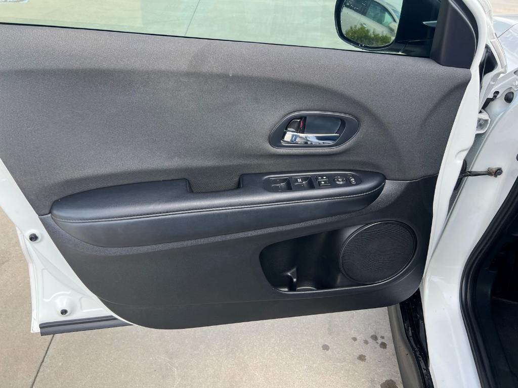 used 2022 Honda HR-V car, priced at $21,995