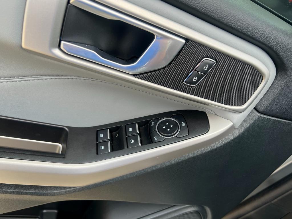 used 2023 Ford Explorer car, priced at $37,587
