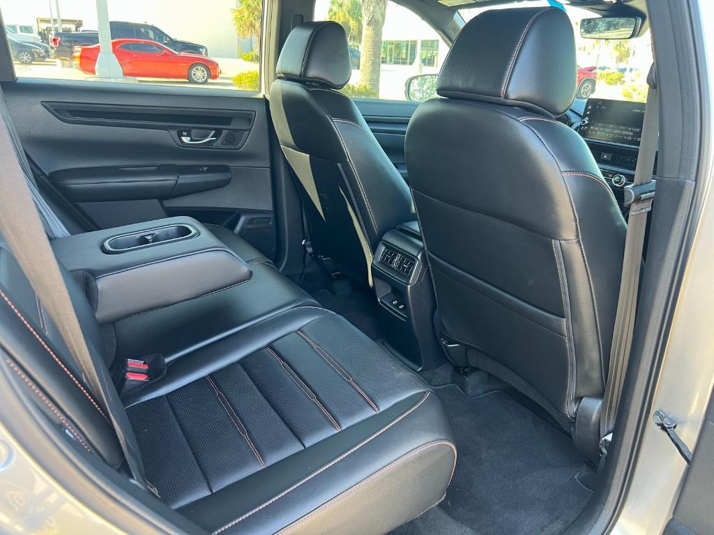 used 2025 Honda CR-V Hybrid car, priced at $33,623