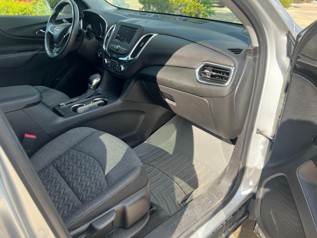 used 2022 Chevrolet Equinox car, priced at $19,745