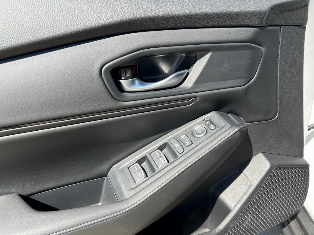 new 2025 Honda Accord Hybrid car