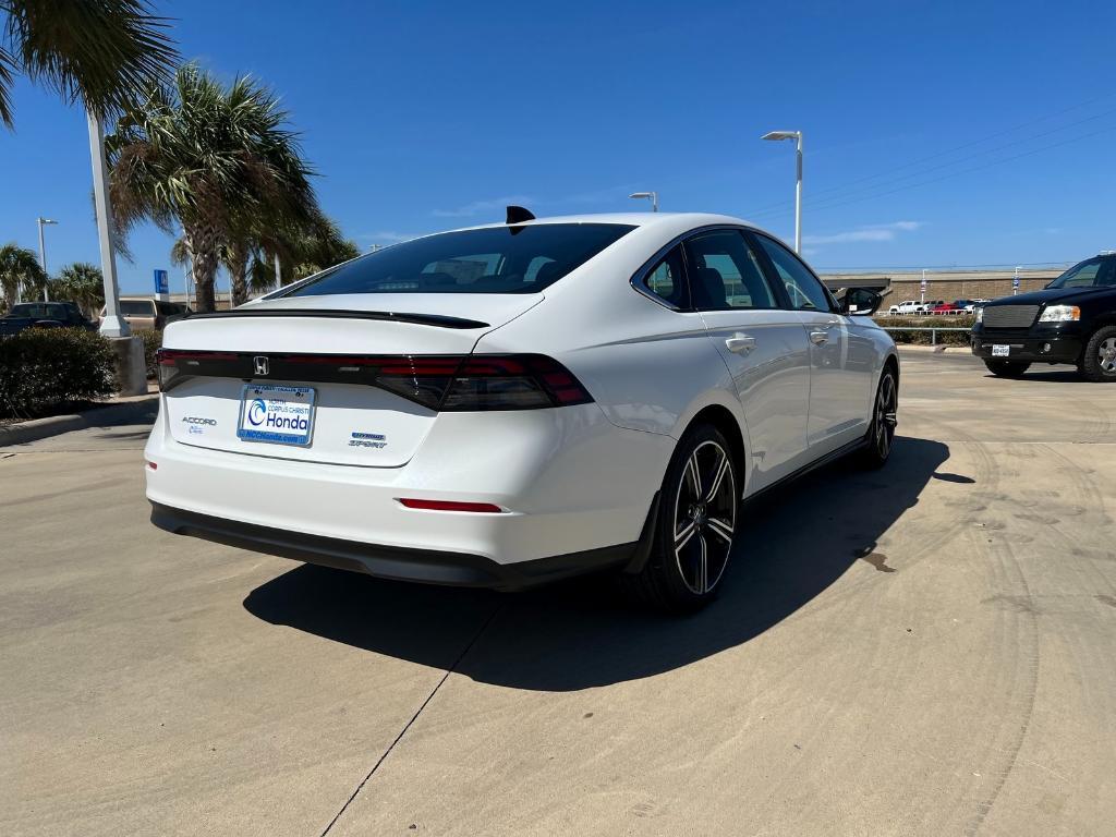 new 2025 Honda Accord Hybrid car