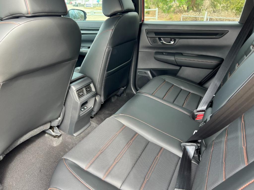 new 2025 Honda CR-V Hybrid car