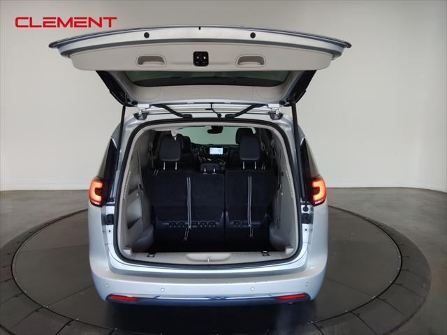 used 2023 Chrysler Pacifica car, priced at $24,400