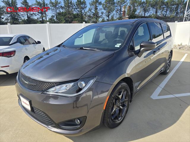 used 2018 Chrysler Pacifica car, priced at $15,500