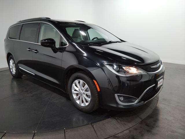 used 2019 Chrysler Pacifica car, priced at $17,500