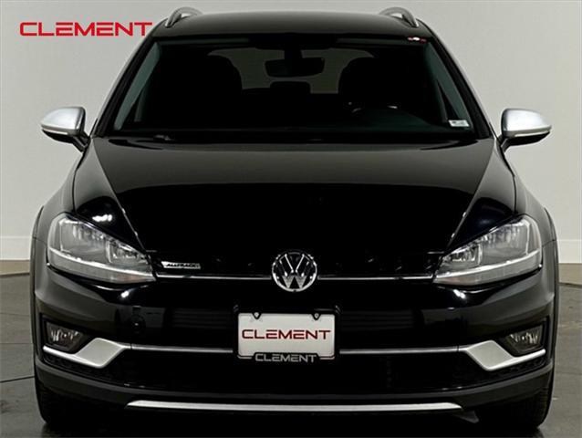 used 2019 Volkswagen Golf Alltrack car, priced at $19,500