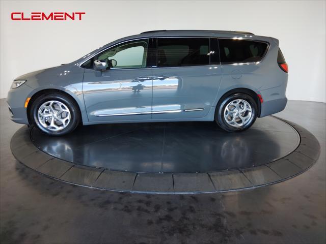 used 2022 Chrysler Pacifica car, priced at $27,500