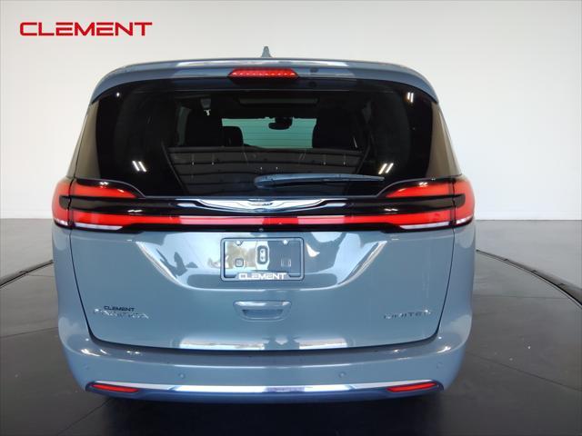 used 2022 Chrysler Pacifica car, priced at $27,500