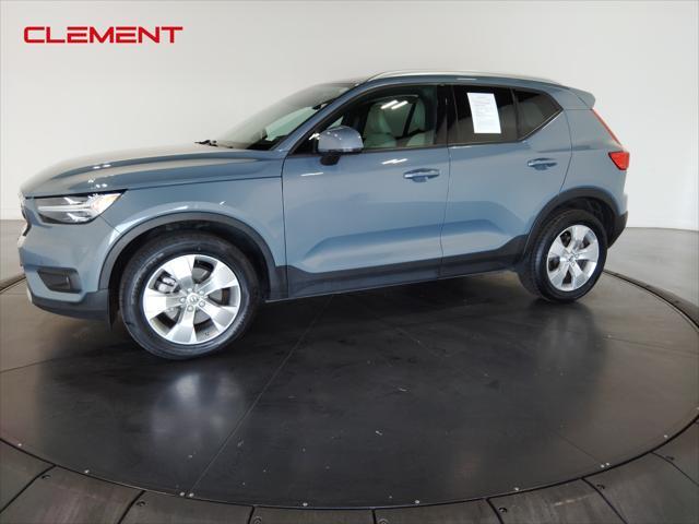 used 2022 Volvo XC40 car, priced at $20,800