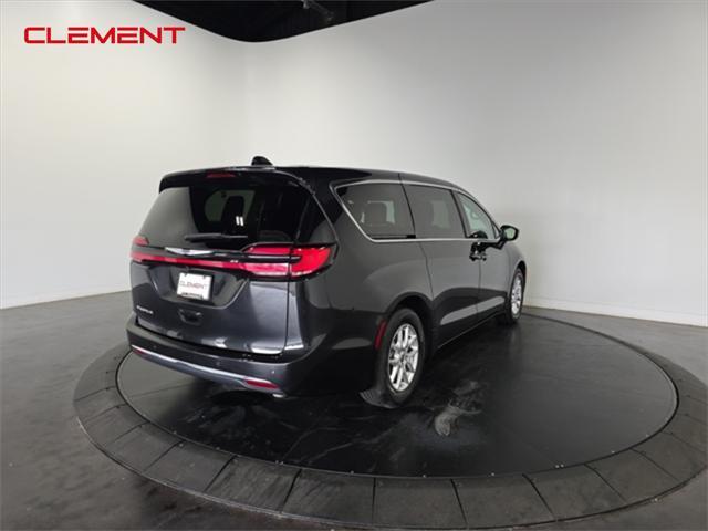 used 2023 Chrysler Pacifica car, priced at $24,400