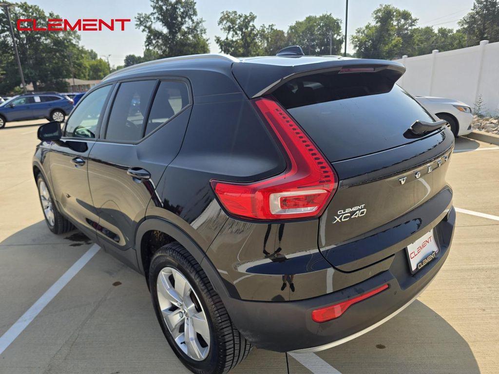 used 2020 Volvo XC40 car, priced at $21,000