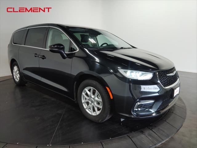 used 2023 Chrysler Pacifica car, priced at $24,400