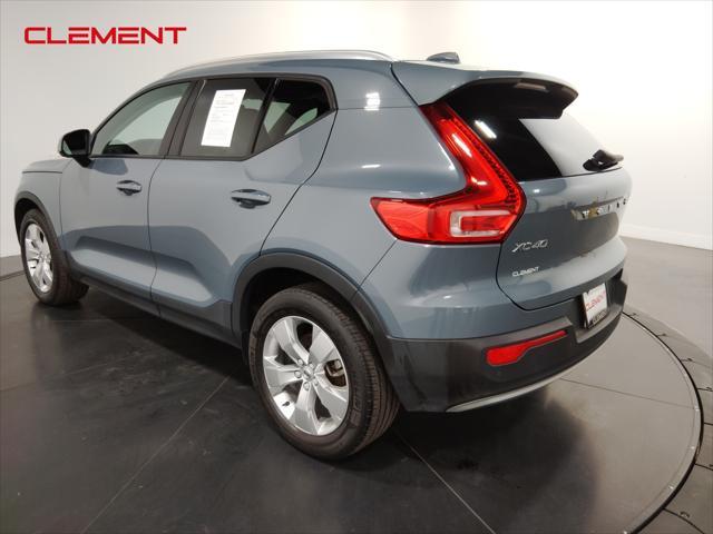 used 2022 Volvo XC40 car, priced at $20,500