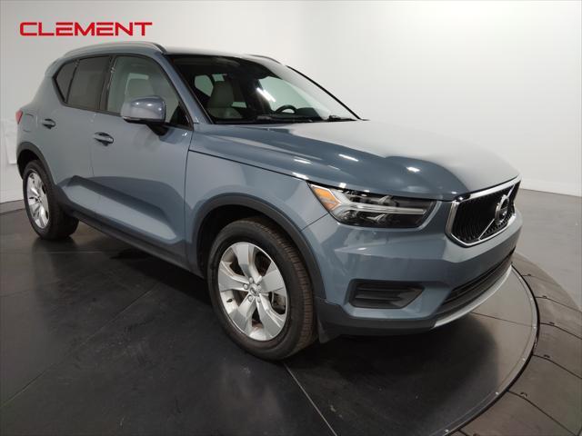 used 2022 Volvo XC40 car, priced at $20,500