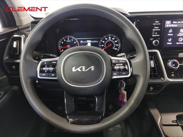 used 2023 Kia Sorento car, priced at $23,000